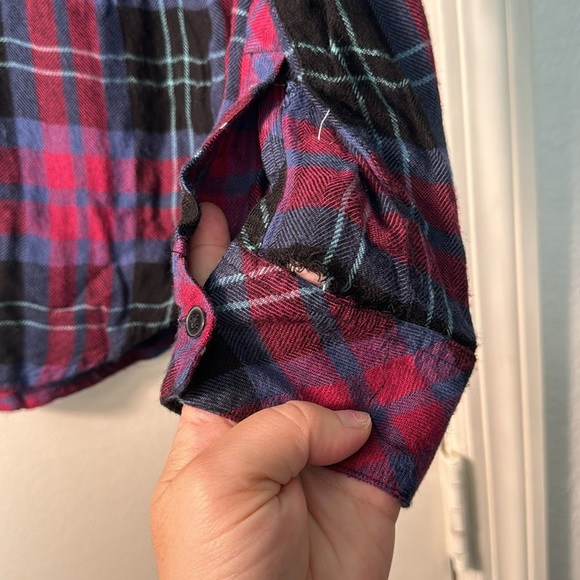 Pink and Black Rails Lightweight Fall Flannel Size Medium - Picture 3 of 6
